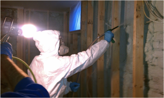 spraying foam